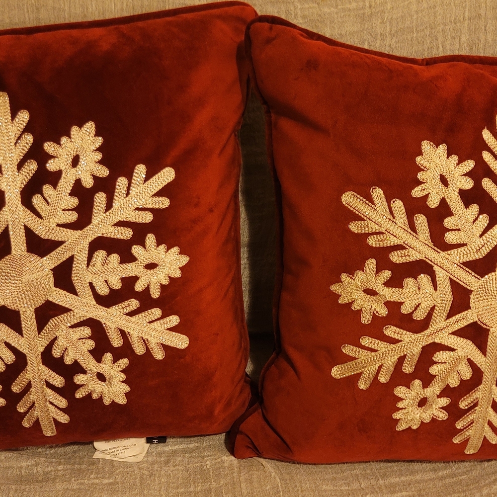 Festive Snowflake Holiday Pillows in Rich Red